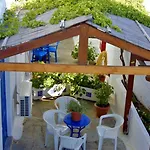 Hydroussa Apartments *