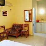 Hydroussa Apartments
