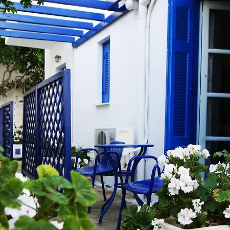 Idroussa Apartment *