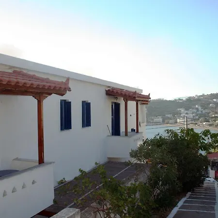 Idroussa Apartment Batsi (Andros)