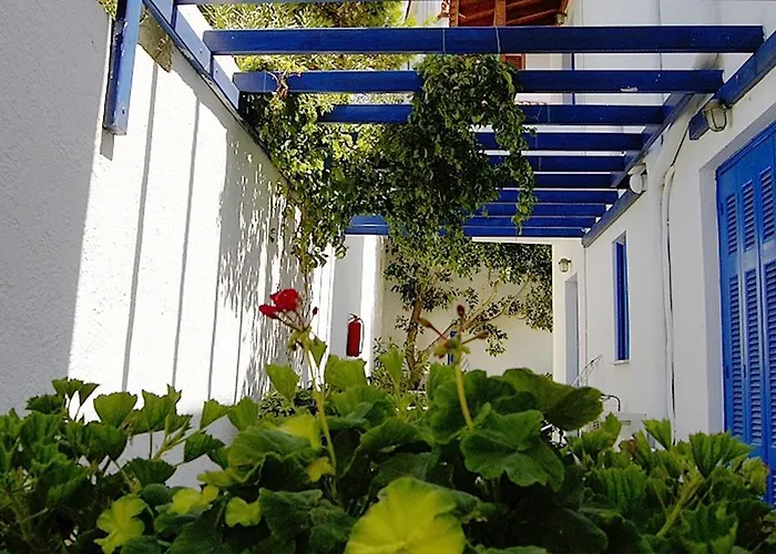 Apartament Idroussa *