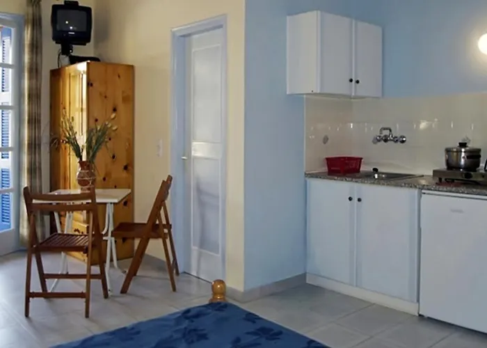 Apartament Idroussa *