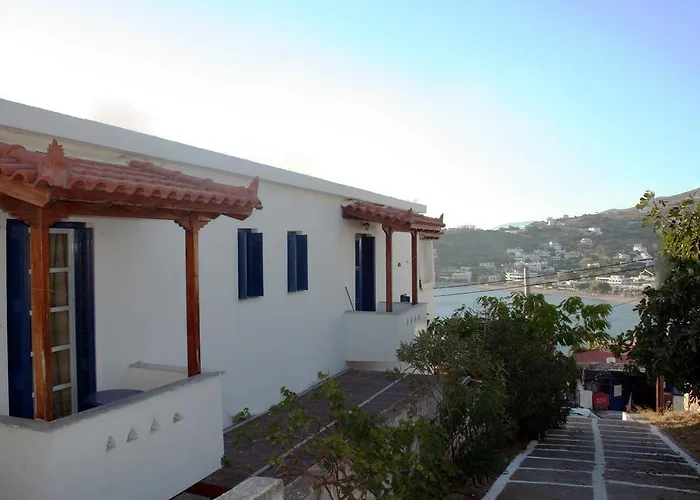 Idroussa Apartament Batsi